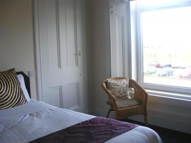 Northbeach Hotel Prestwick Ruang foto